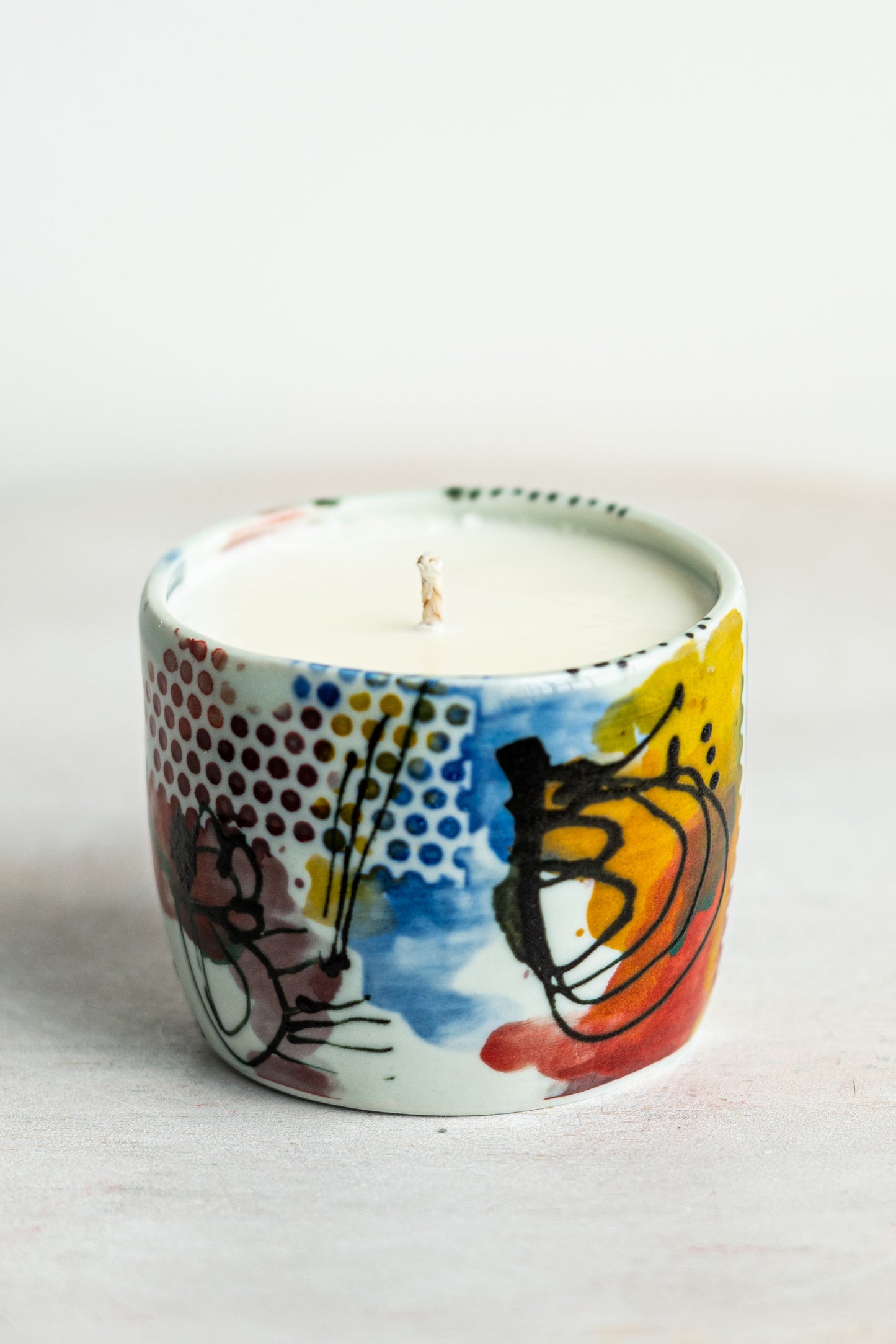 porcelain funky pot candle underdog #3