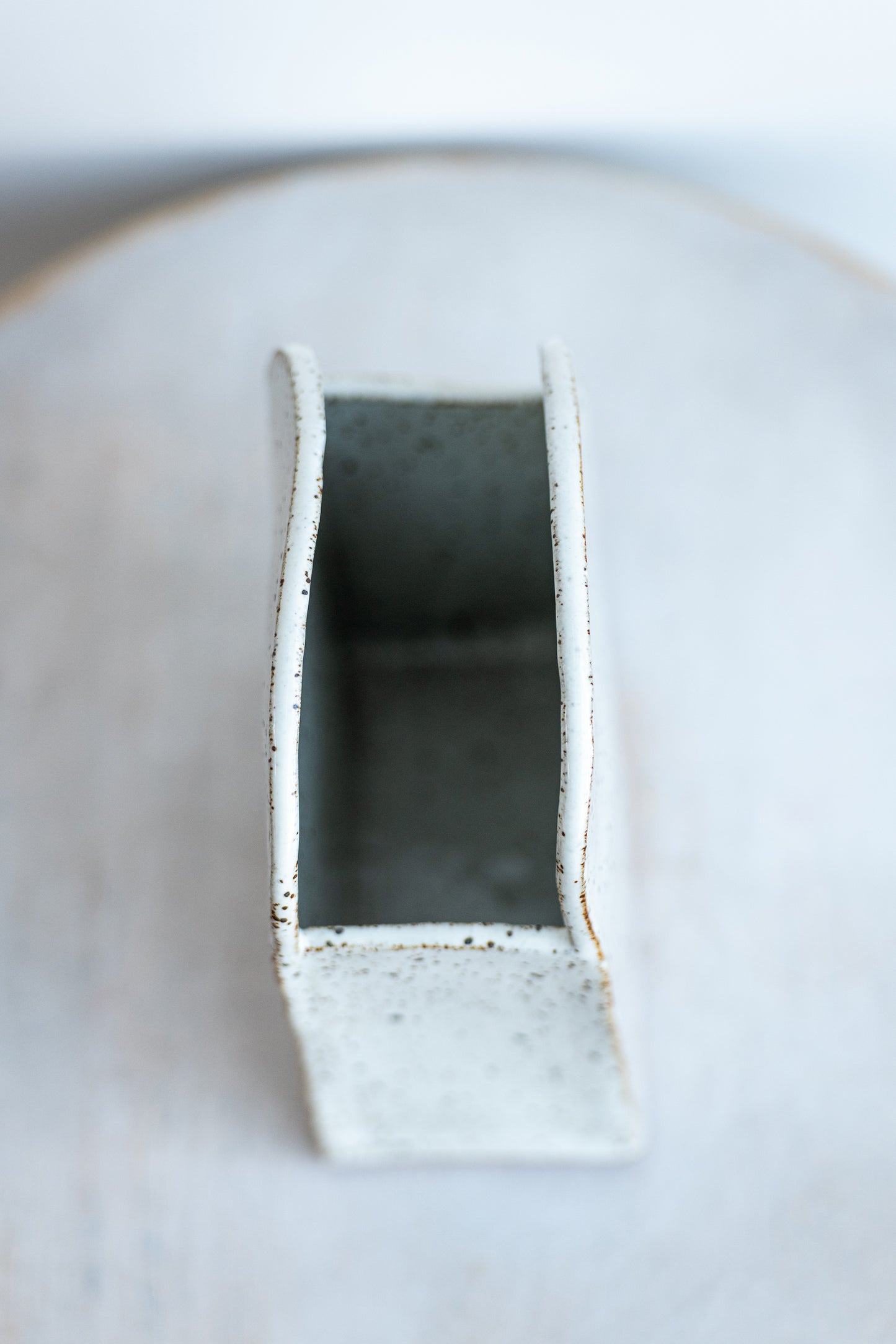 underdog stoneware toaster vase