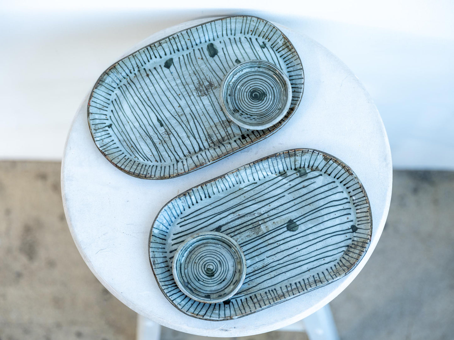 dirty stripes collection - oval plate, valet tray