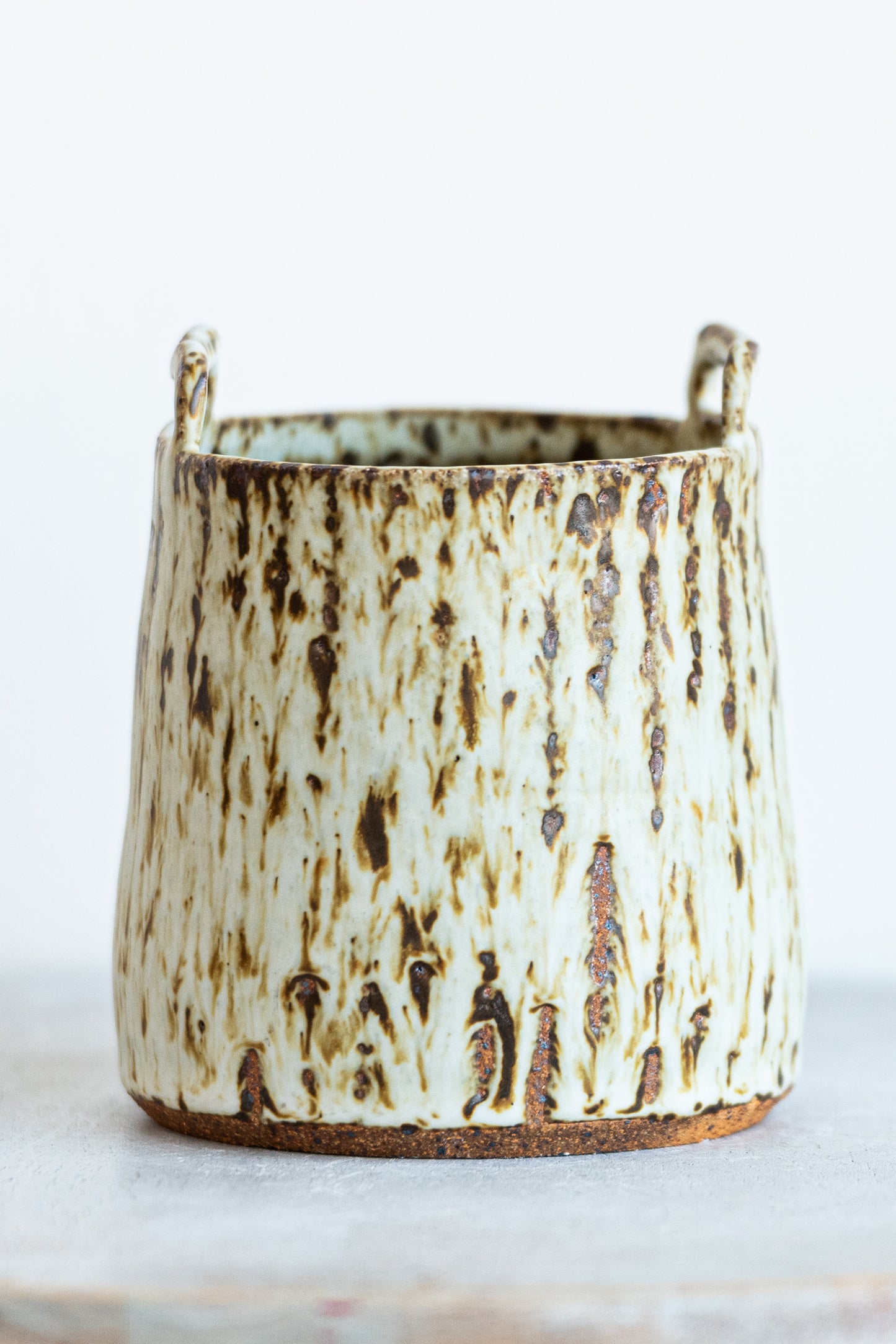 underdog rabbit ear vase