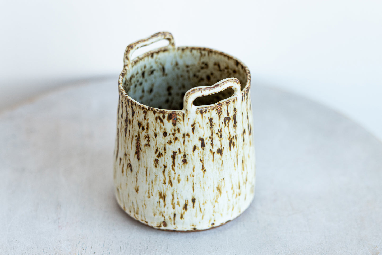 underdog rabbit ear vase